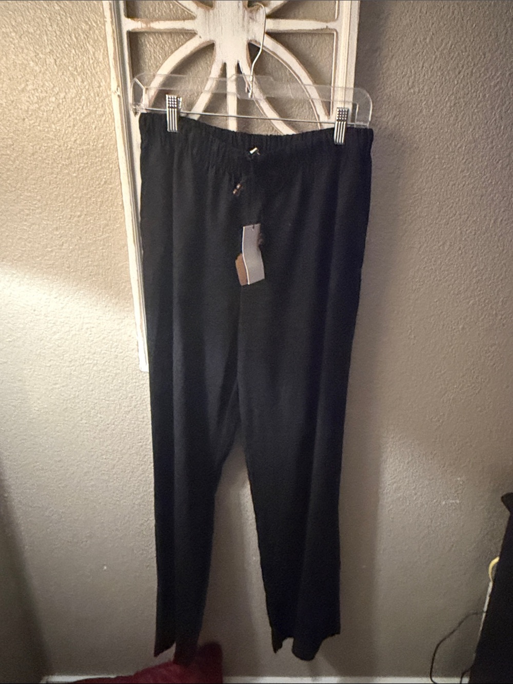 Love Tree black ladies, linen pants